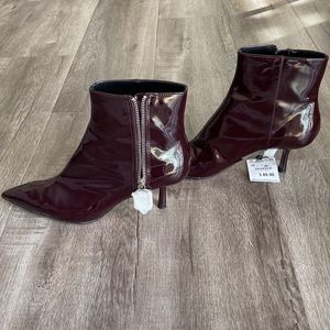 Burgundy Zara Patent Finish Heeled Ankle Boots.  Size 9. NWT